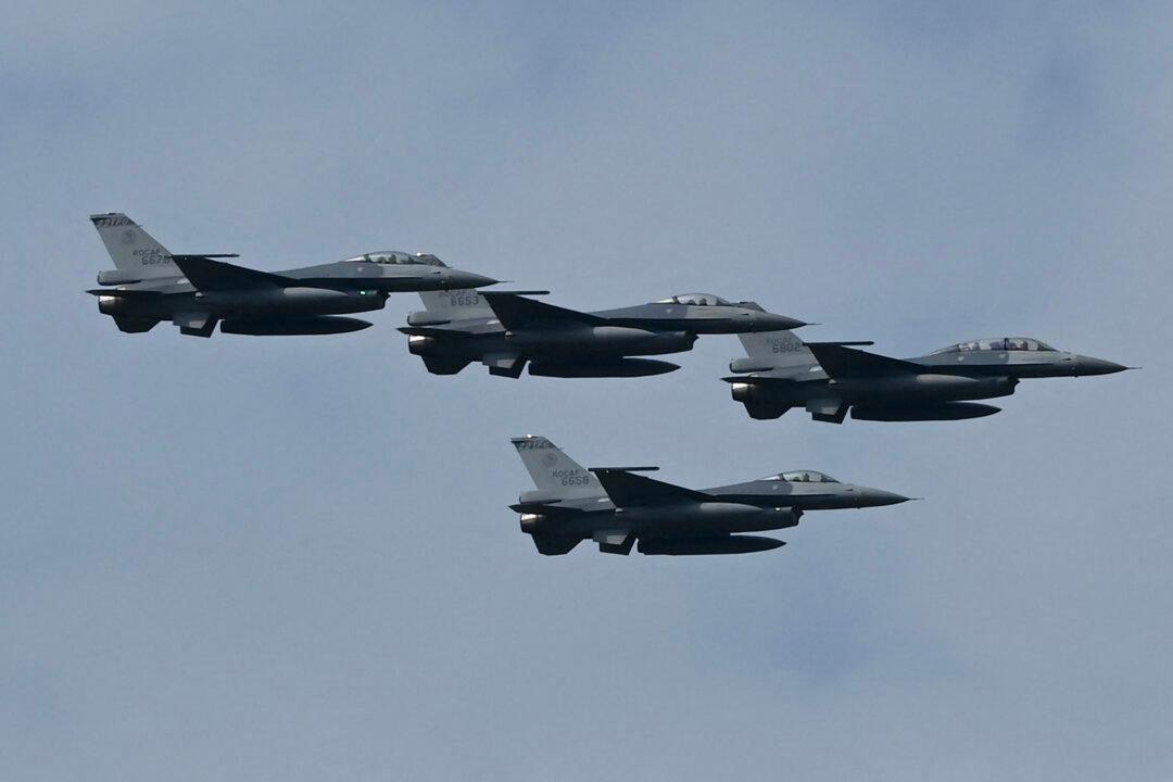 GOP Lawmakers Call on Pentagon to Resolve Taiwan’s F-16 Shipment Delays
