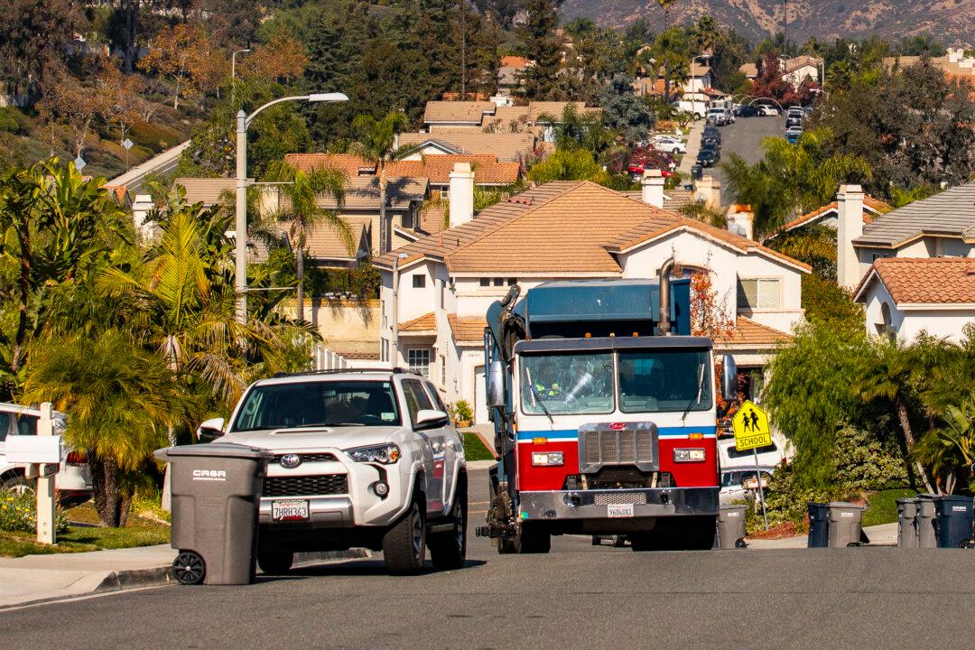 Orange County Sanitation Workers Reach Tentative Deal to End Strike