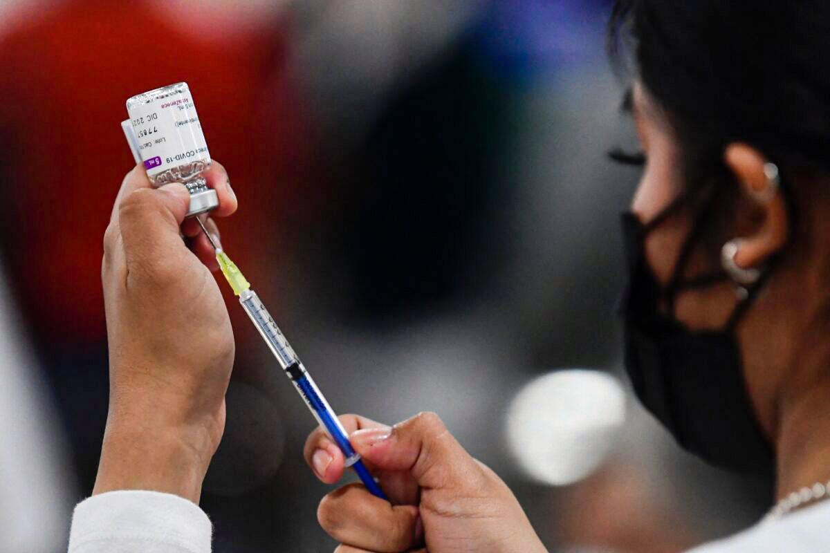 COVID-19 Vaccines Induce Lower Antibodies Against Omicron Variant: Study