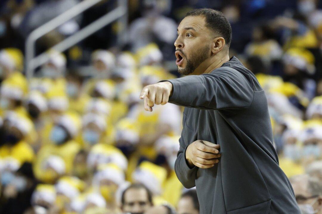 Minnesota finishes off Texas A&M–Corpus Christi