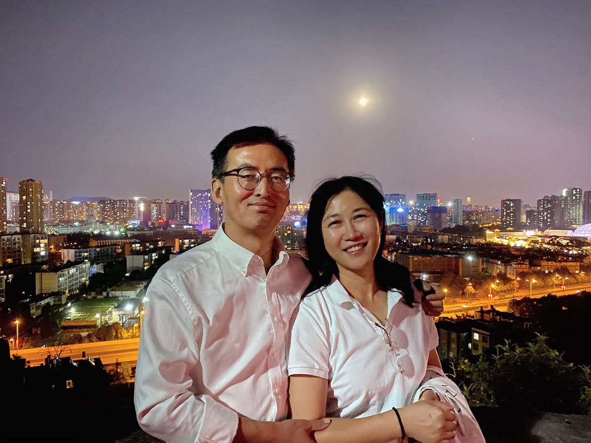 Lucy's parents, dad Long Liu and mom Yan Liu. (Courtesy of Lucy Mingyuan Liu)