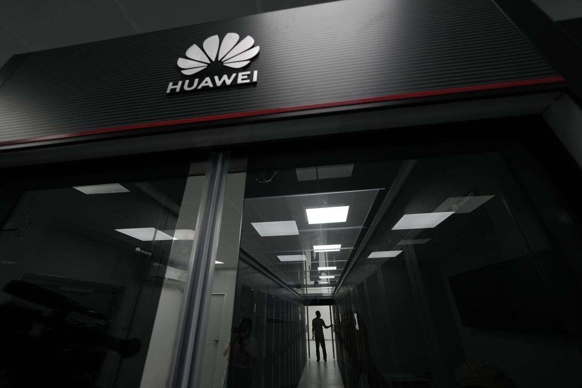Liberals’ Decision on Huawei Still Pending, While Reports Mount on Telecom Giant’s Alleged Spying Activities