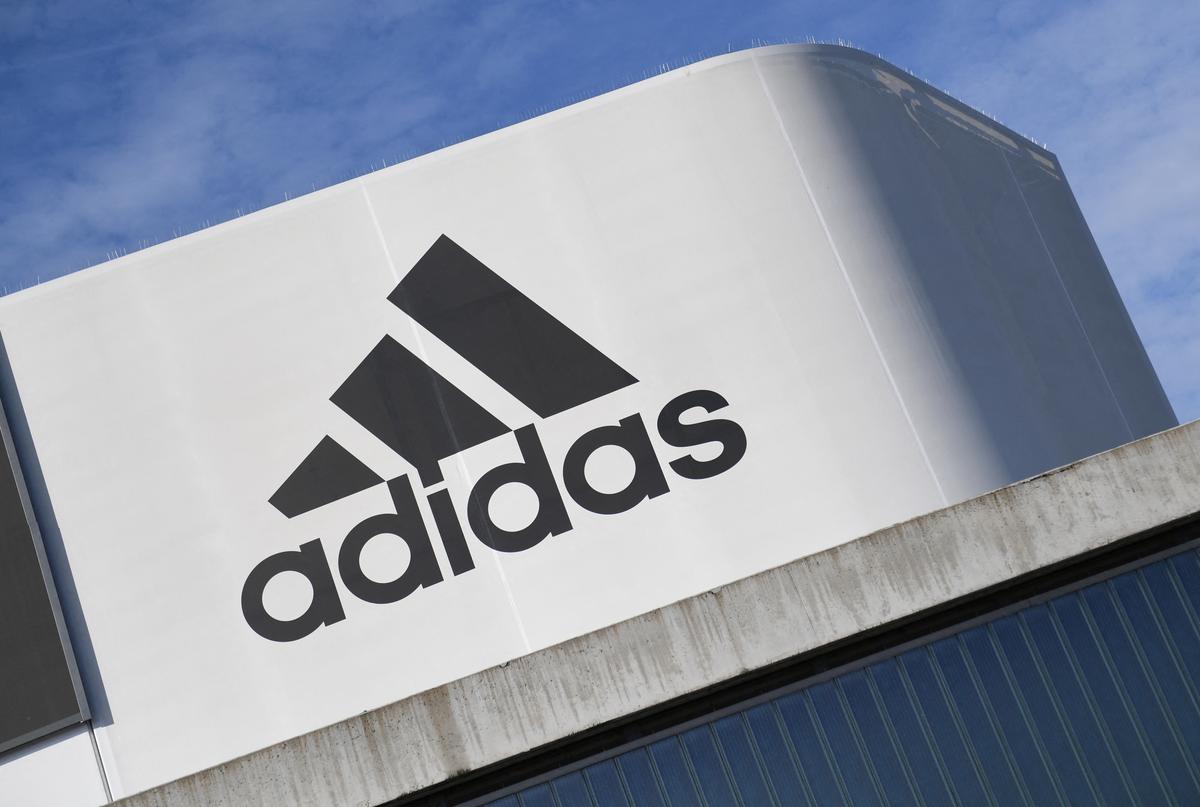 Adidas CEO to Leave Post Ahead of Schedule as the Company Faces Challenges in Chinese Market