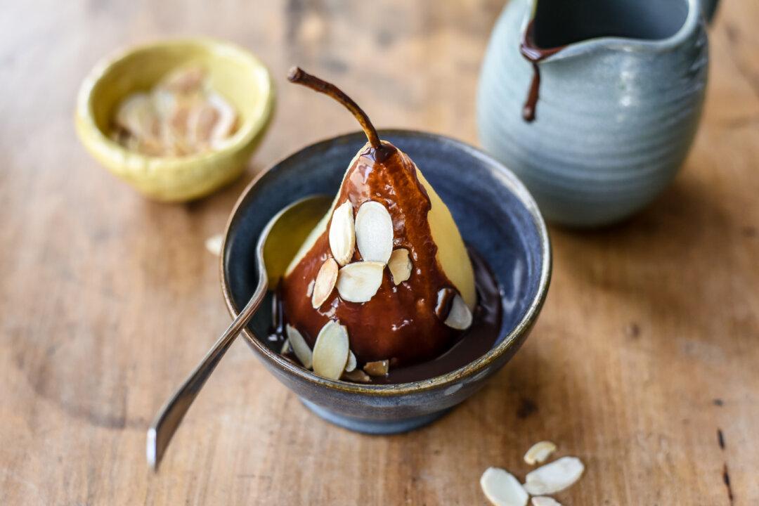 Poires Belle Hélène: An Elegant French Dessert to Steal the Show
