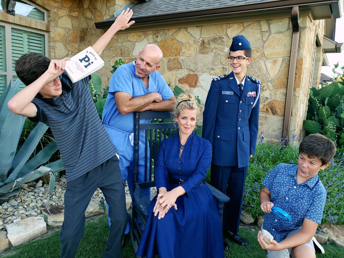 Homeschool Humor: A Conversation With Jennifer Cabrera of the Hifalutin Homeschooler