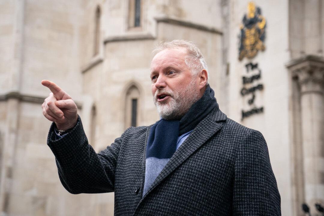 Loophole in Police Oath Fosters ‘Woke Policing’: Former Officers