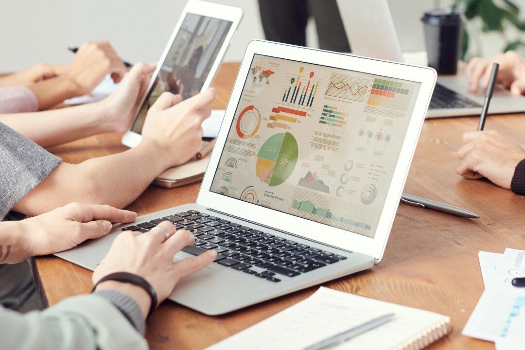 FactSet Q1 Earnings Top Consensus; Reaffirms FY22 Outlook