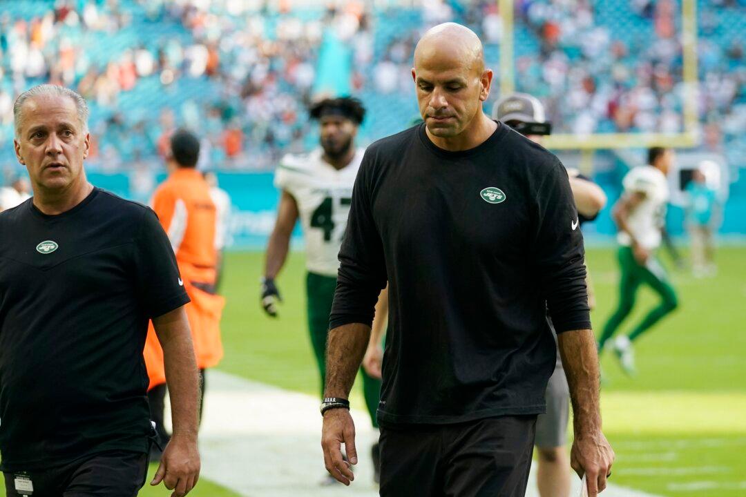 Saleh, Sirianni Test Positive for COVID-19, Stefanski Back