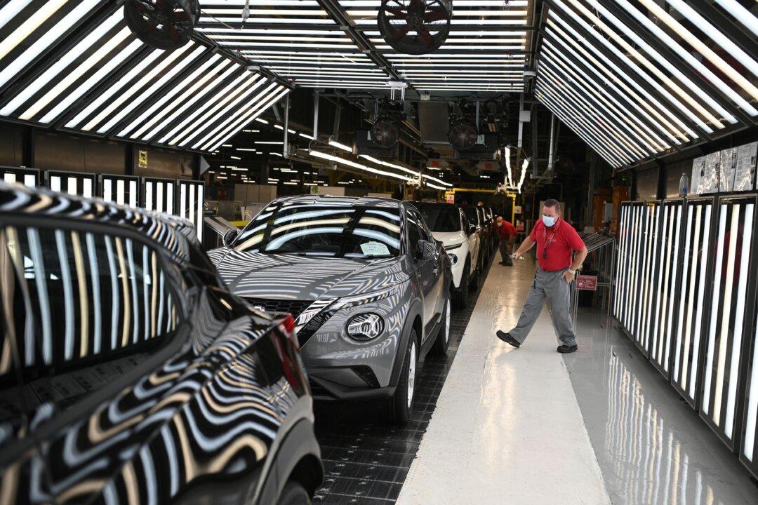 UK Car Manufacturers Face ‘Growing Pains’ Amid Zero-Emission Transition as Production Slows in 2024