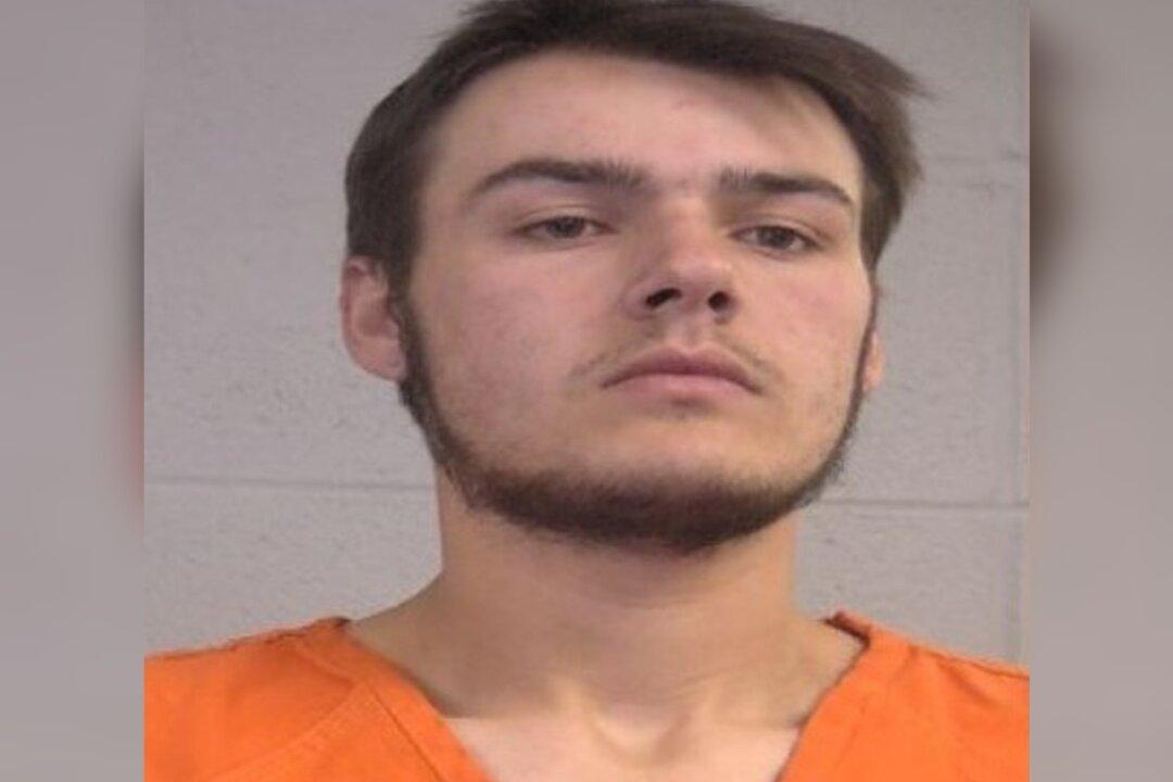 Man Pleads Not Guilty in Restaurant Shooting That Killed 2