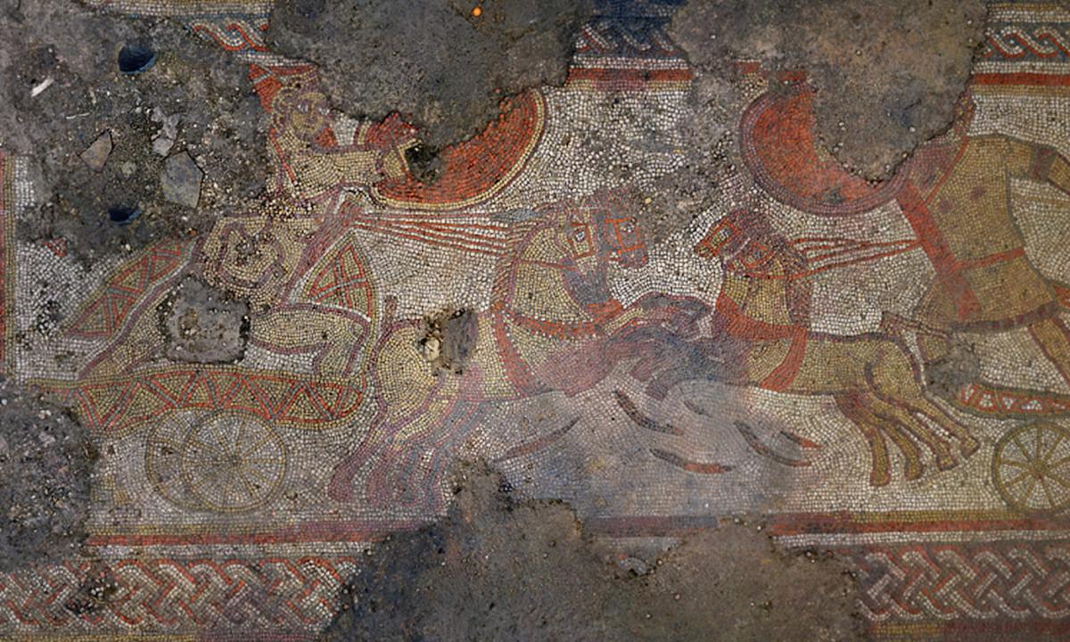 Man in Rutland, UK, Stumbles on 1,700-Year-Old Roman Mosaic of Achilles and Ancient Villa in Farmer’s Field