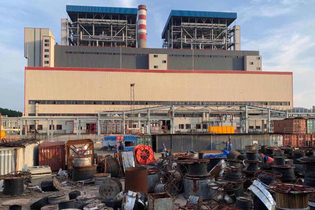 ‘A Nightmare’: Chinese Worker Spends Months in Hotel Quarantine in Indonesia After Dispute With Employer