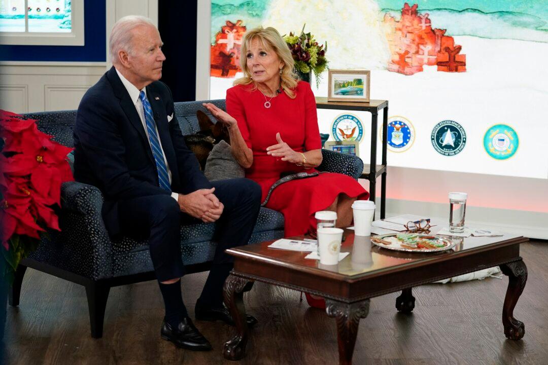Bidens Mark Christmas With Holiday Calls to Service Members
