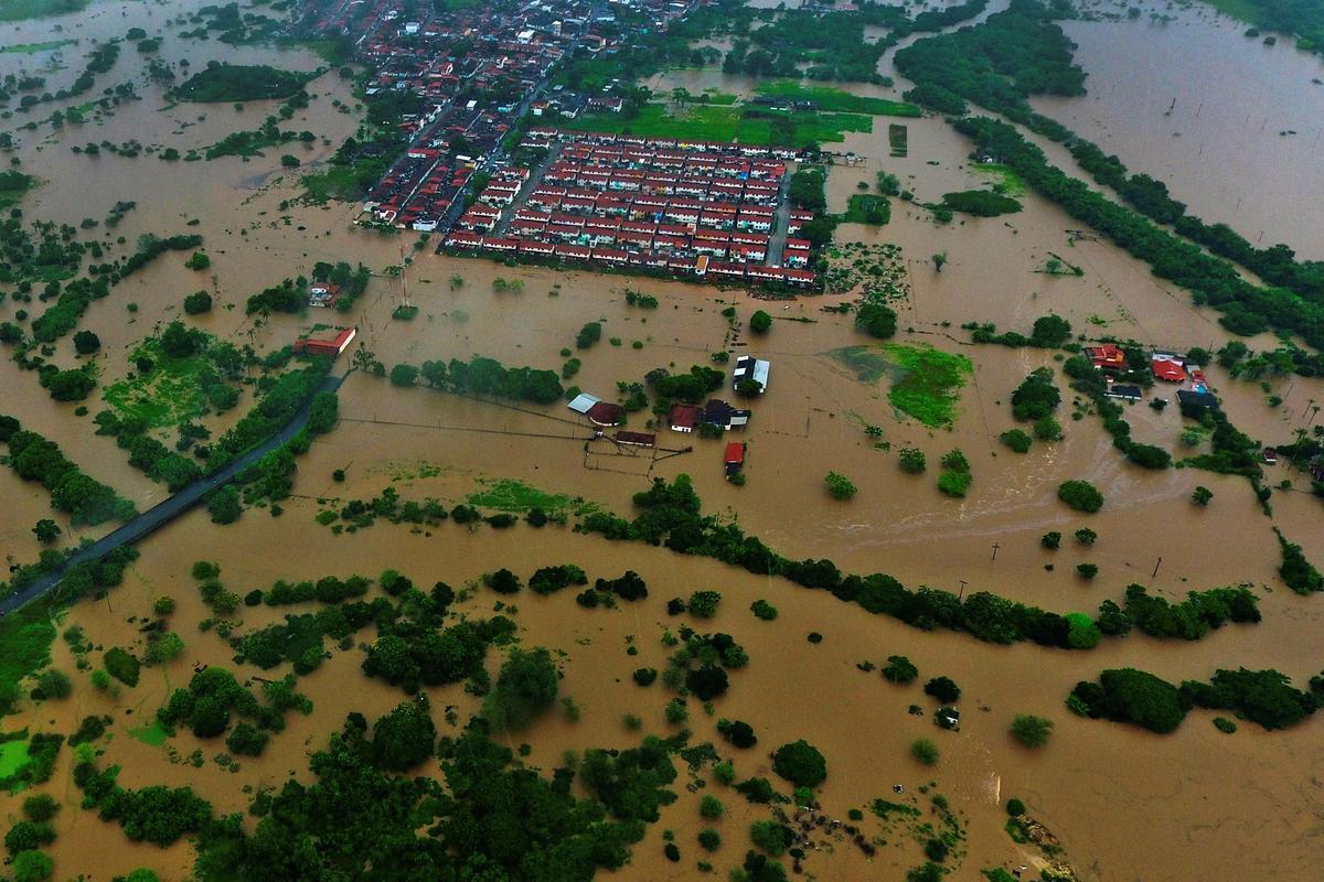 2 Northeastern Brazil Dams Burst Following Weeks of Heavy Rains; Thousands Displaced