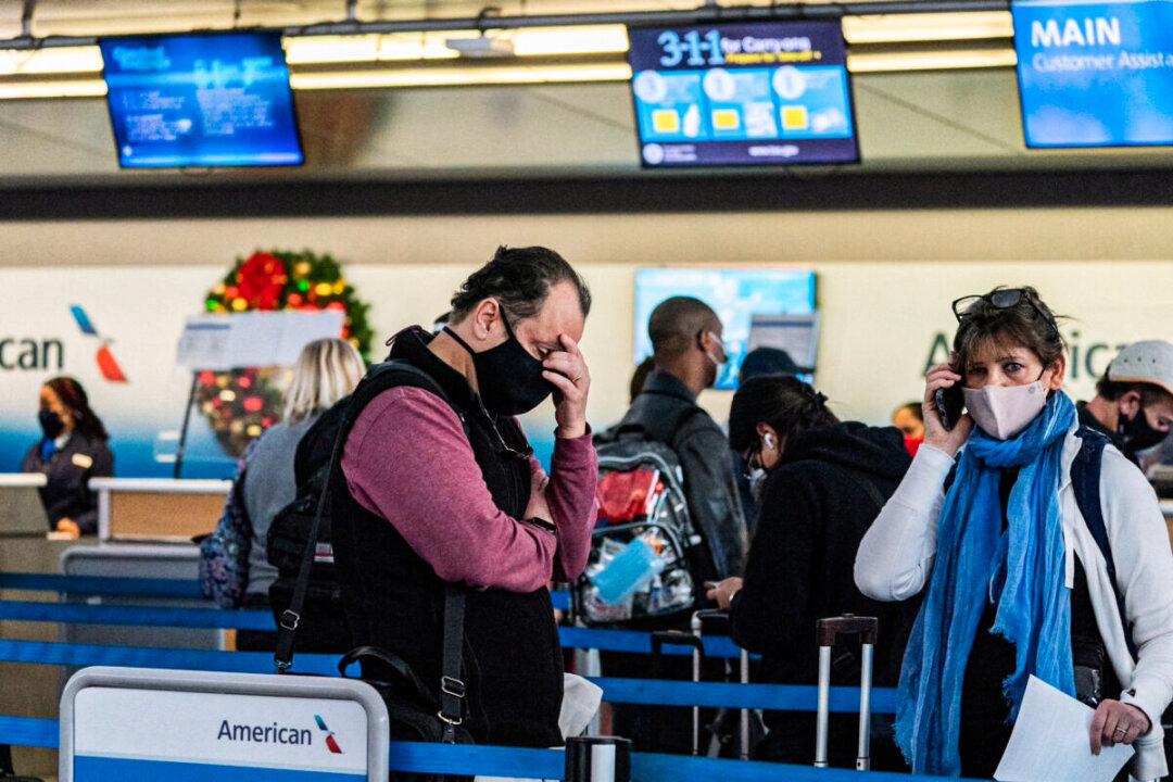 Domestic and International Flight Cancellations Pile Up Entering 2022