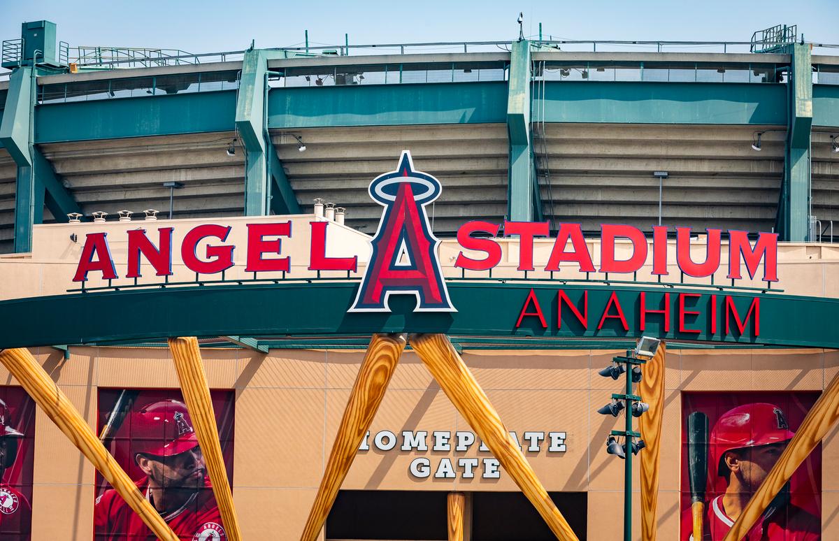 Judge to Dismiss Lawsuit Over Angel Stadium Sale