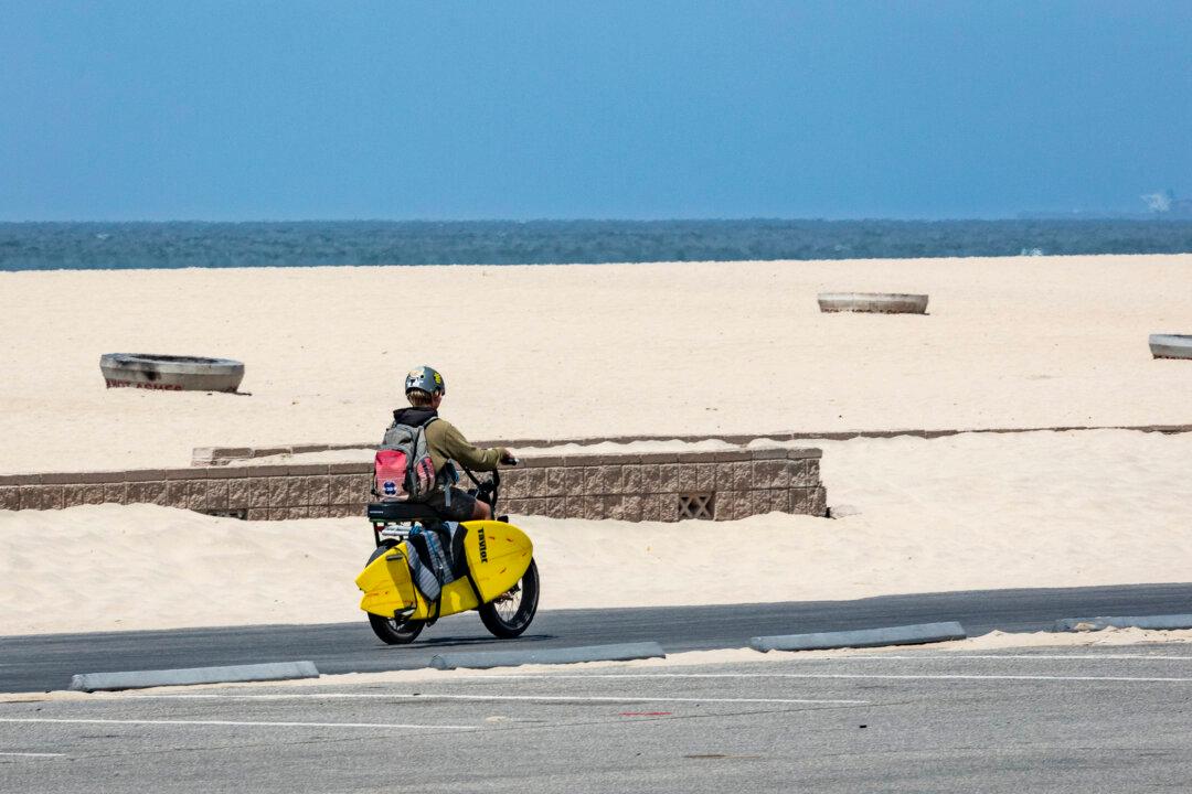 San Clemente Bans E-Bikes on Beach Trail and Sand