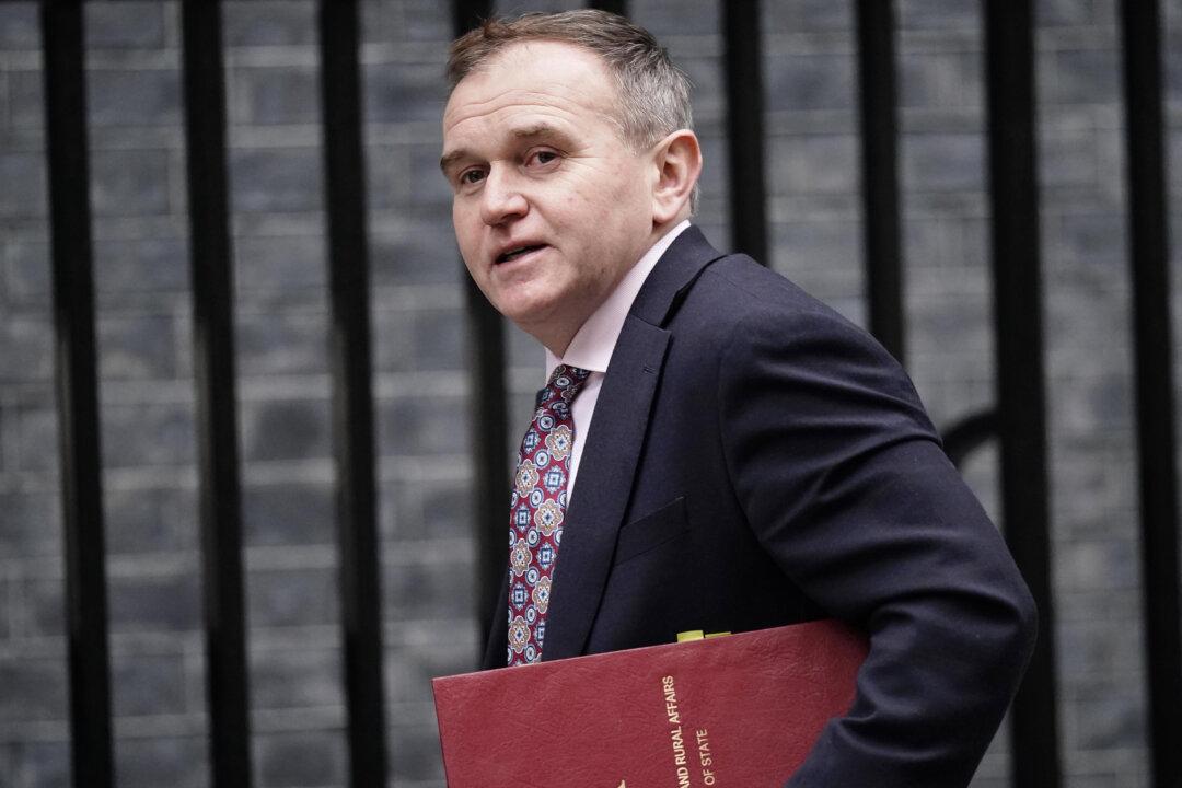 Evidence Does Not Support More COVID-19 Interventions: UK Minister