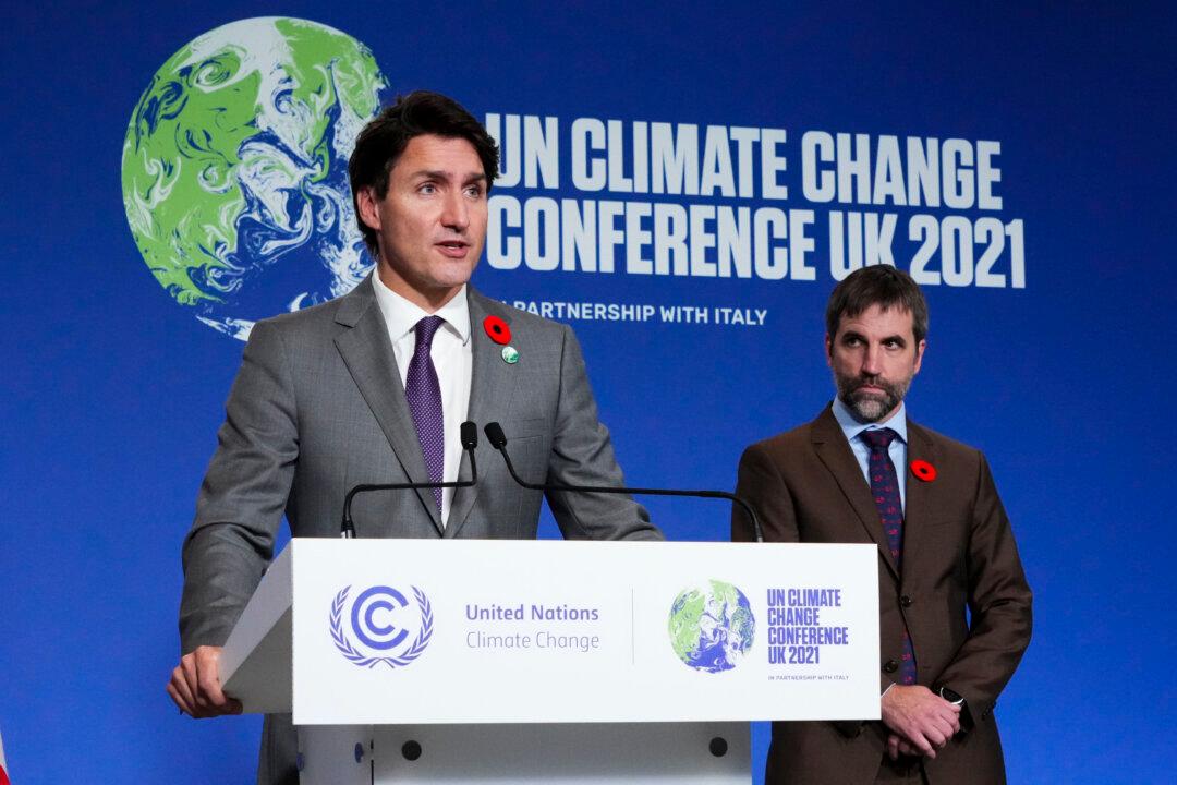 Environment Minister Says Carbon Tax Will See Households Pay More on ‘Average’ Despite Rebates