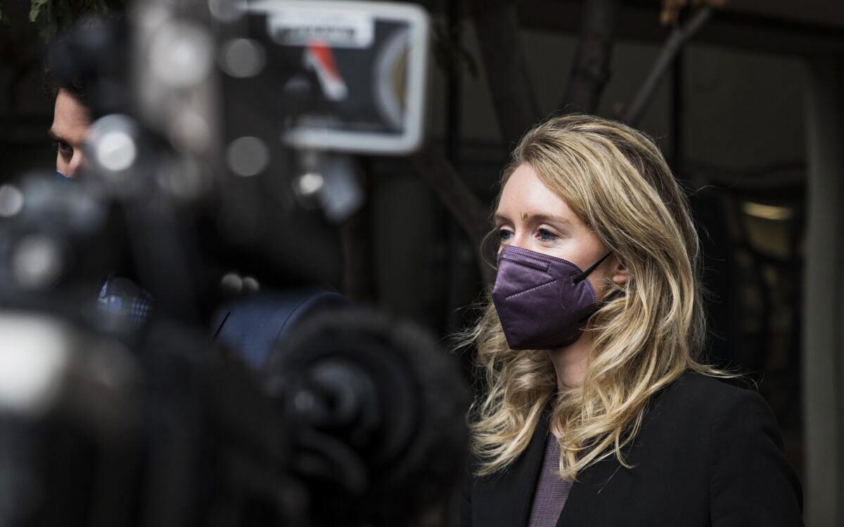 Holmes Jury Heads Into Fifth Day of Deliberations