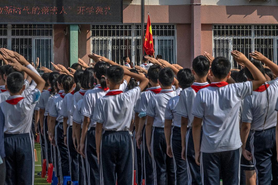 First US-listed Chinese Education Group to Make Massive Lay Offs to Meet China’s Education Restrictions