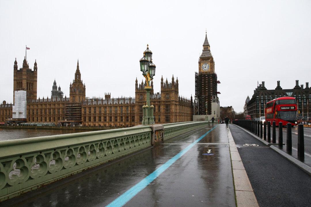 Over 3,000 Foreign Companies Escape UK’s ‘Dirty Money’ Penalties