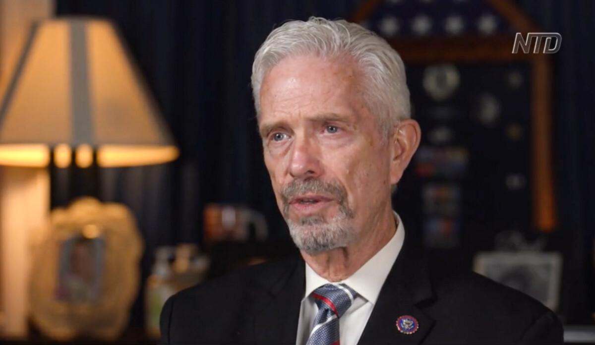 Rep. Johnson Says Biden Must Stop ‘Reckless Spending,’ Foreign Energy Reliance to Reduce Inflation