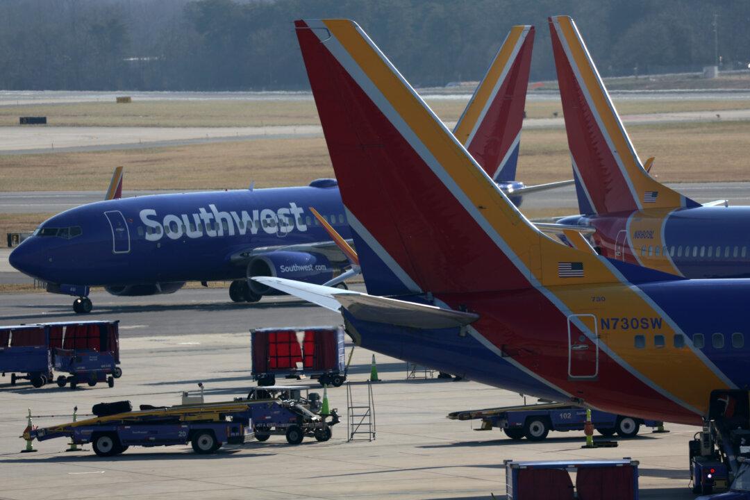 Thousands of Flights Canceled as Airlines Struggle With Staffing