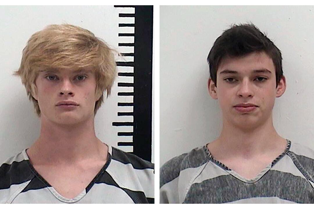 Court Documents: Iowa Teens Used Baseball Bat to Kill Spanish Teacher