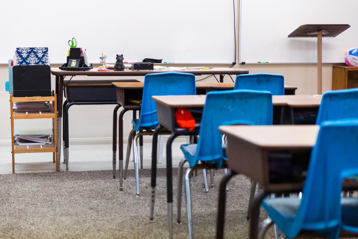 California Bill Would Pay Teaching Students for Training Hours