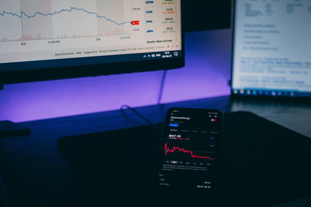 BZ Chart Of The Day: GameStop Crashes Into a Wall of Sellers