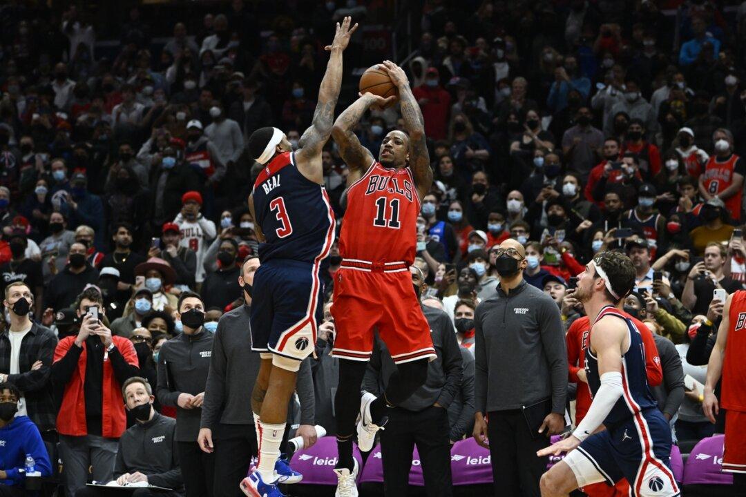 NBA Roundup: DeMar DeRozan Lifts Bulls at Buzzer Again
