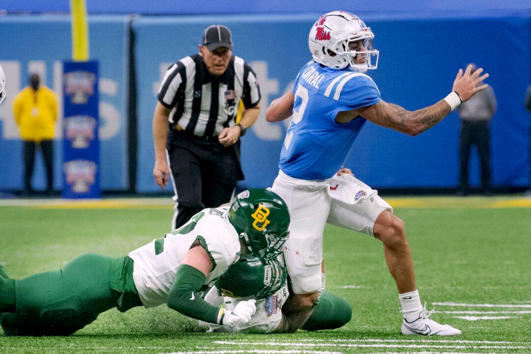 No. 6 Baylor Tops No. 8 Ole Miss in Sugar Bowl; Corral Hurt