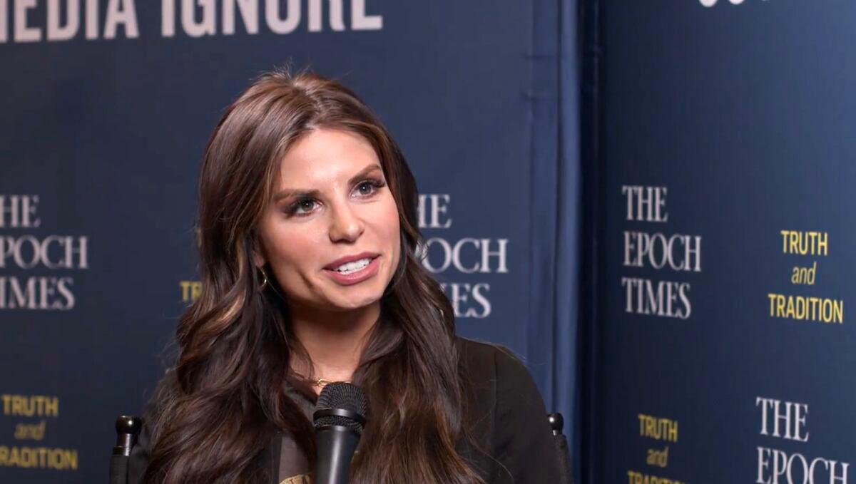 Pop Culture Show Host Alex Clark Encourages Young Conservatives to Harness Their Uniqueness