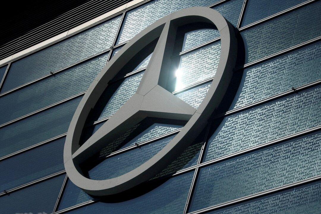 Daimler Warns Car Owners of Fire Risk It Lacks Parts to Fix