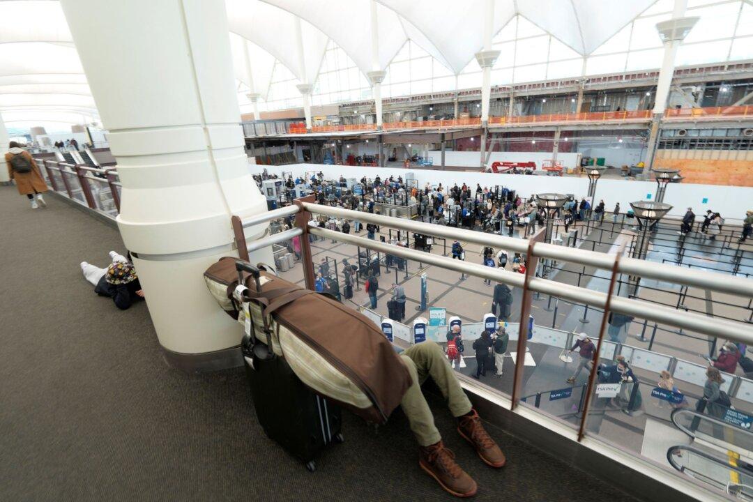 US Airline Industry Hit With More Flight Cancellations