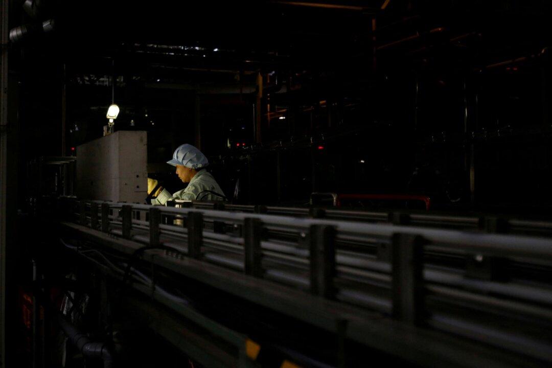 Japan’s Factory Activity Growth Softens in December: PMI