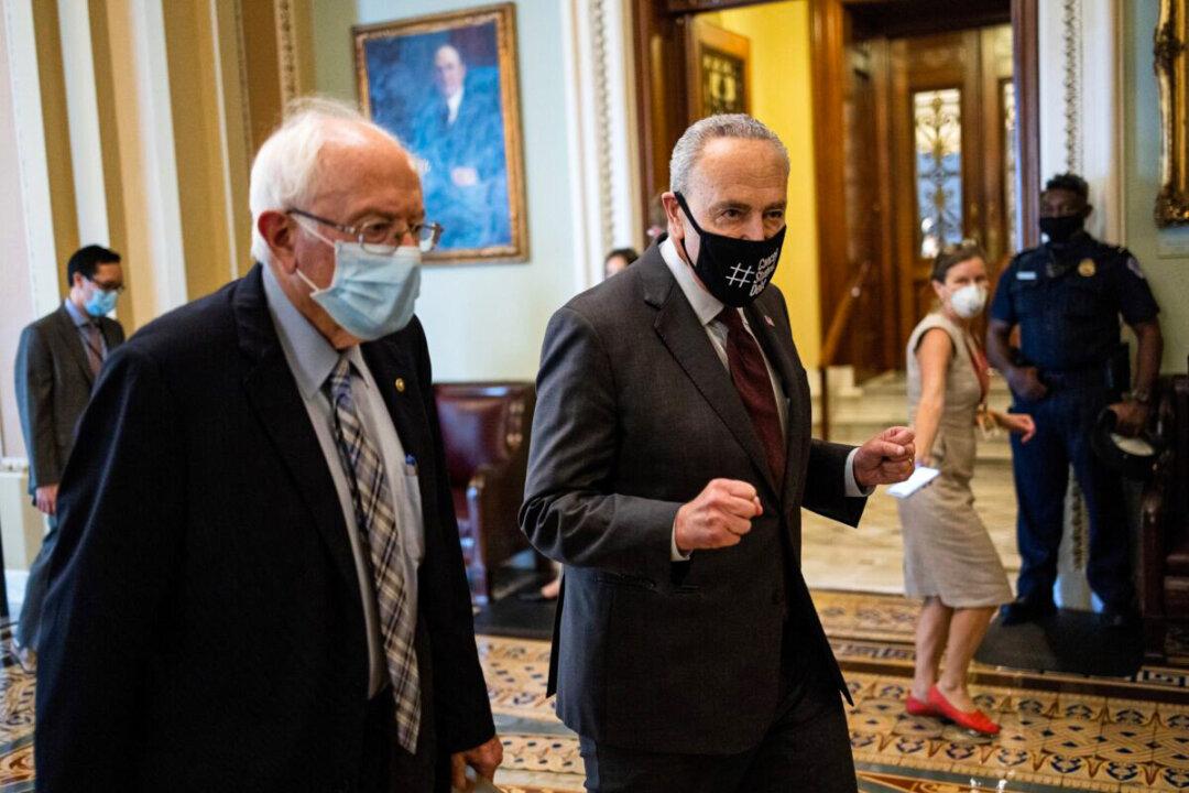 Schumer Claims Senate GOP Opposition to Democrats’ Voting Rights Bill Tied to January 6 Violence