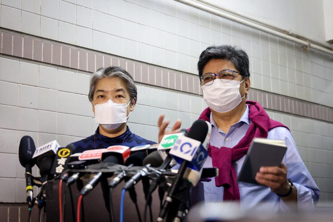 3rd Independent Media Shuts in Wake of Hong Kong Police’s Arrest and Raid of Another Publication
