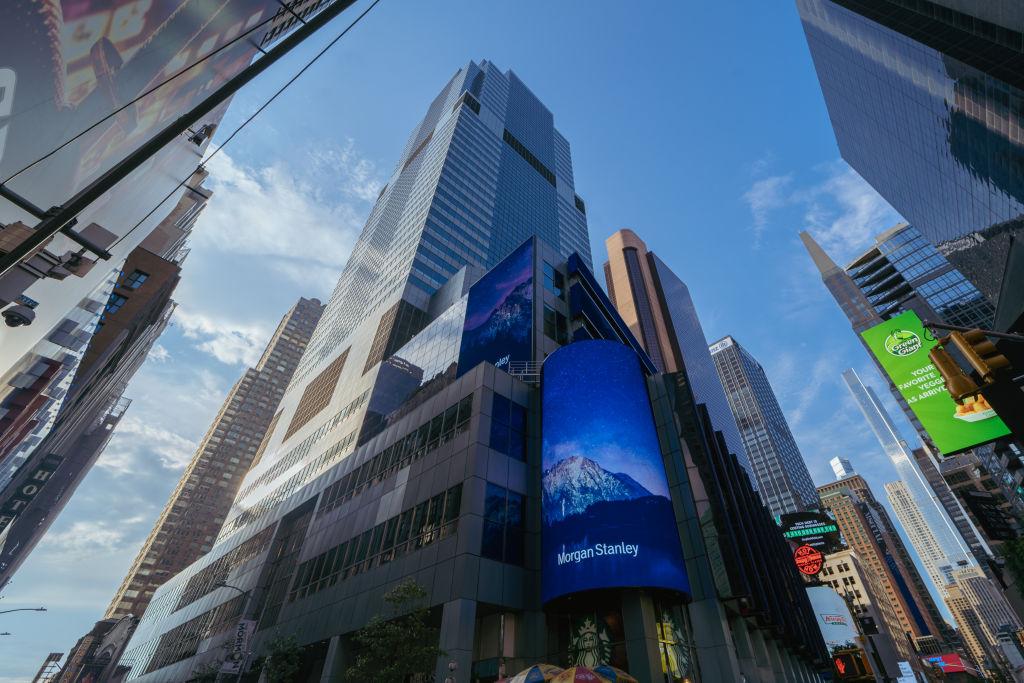 China’s New Rules on Foreign IPOs Could Mean More Regulatory Risks for Investment Banks: Expert