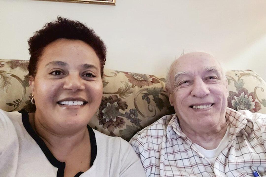 Woman Quits Job to Fulfill ‘God’s Plan’ and Cares for Dementia Patient She Met While Driving Uber
