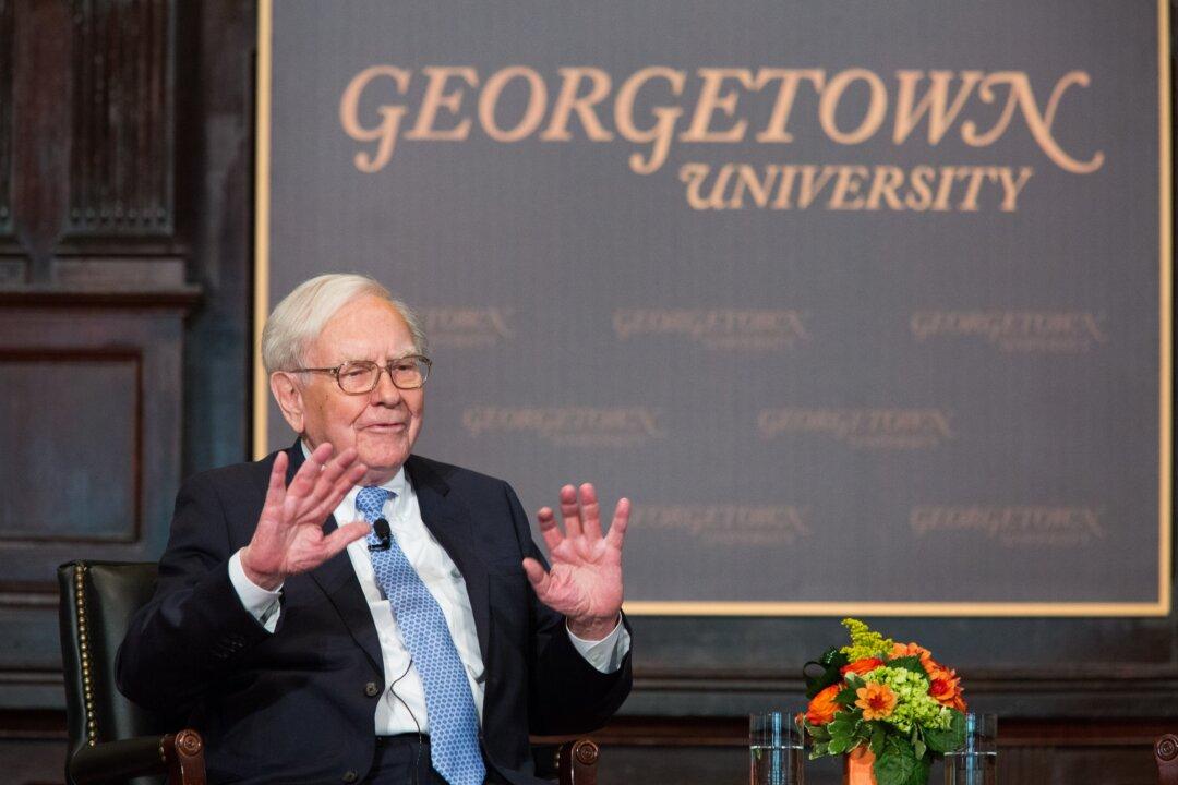 How to Apply Warren Buffett’s Investment Approach to Real Estate