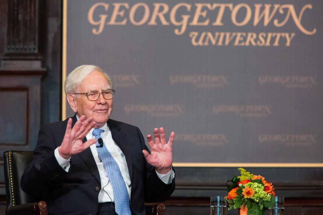 Warren Buffett Makes More Than $120 Billion on Apple’s $3 Trillion Milestone: ‘It’s Probably the Best Business I Know in the World’