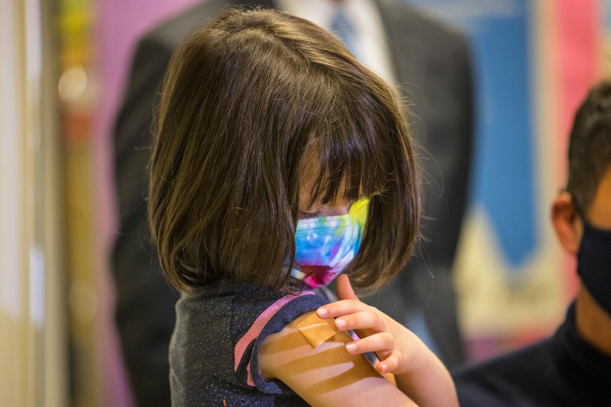 CDC Recommends Children 12 to 17 Get a COVID-19 Booster Shot