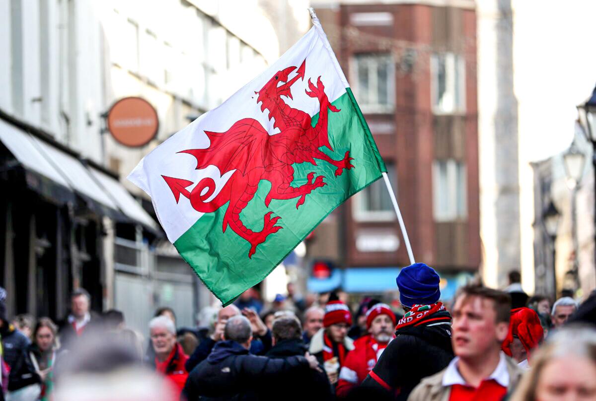 Nightclubs to Reopen as Wales Scraps Omicron Restrictions