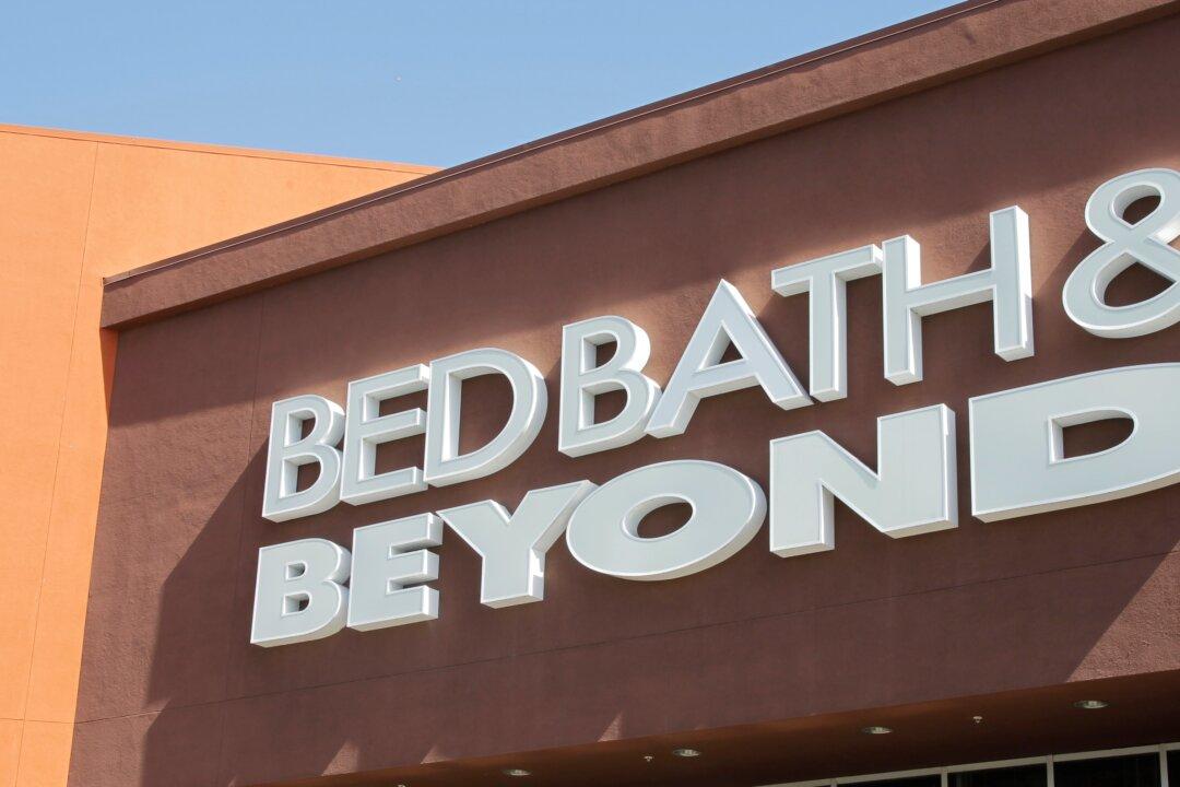 A Weak Quarter at Bed Bath & Beyond, and Shares Soar