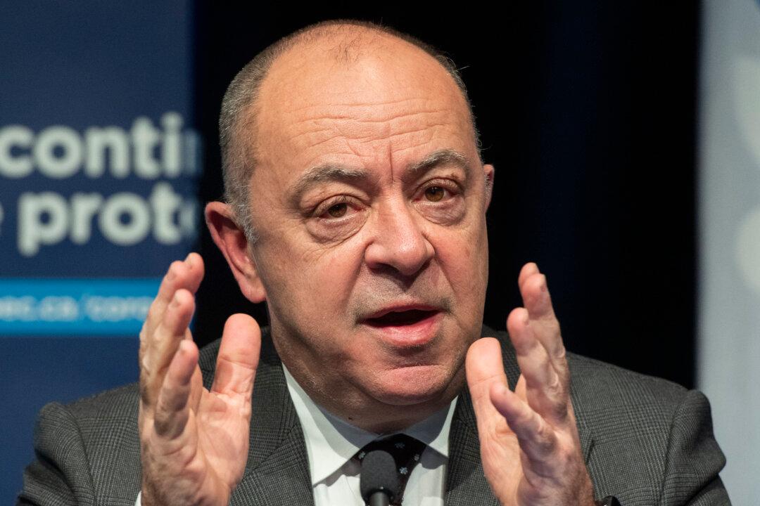 Quebec to Require 3 Doses for Vaccine Passport, Announces New Restrictions