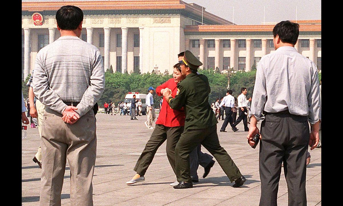 ‘The Problem Is the CCP,’ Says Chinese Australian Woman After Accessing Uncensored News