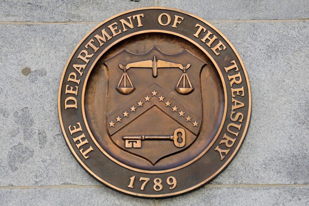 US Treasuries See Biggest Inflows in Two Years as Recession Risks Rise: BofA