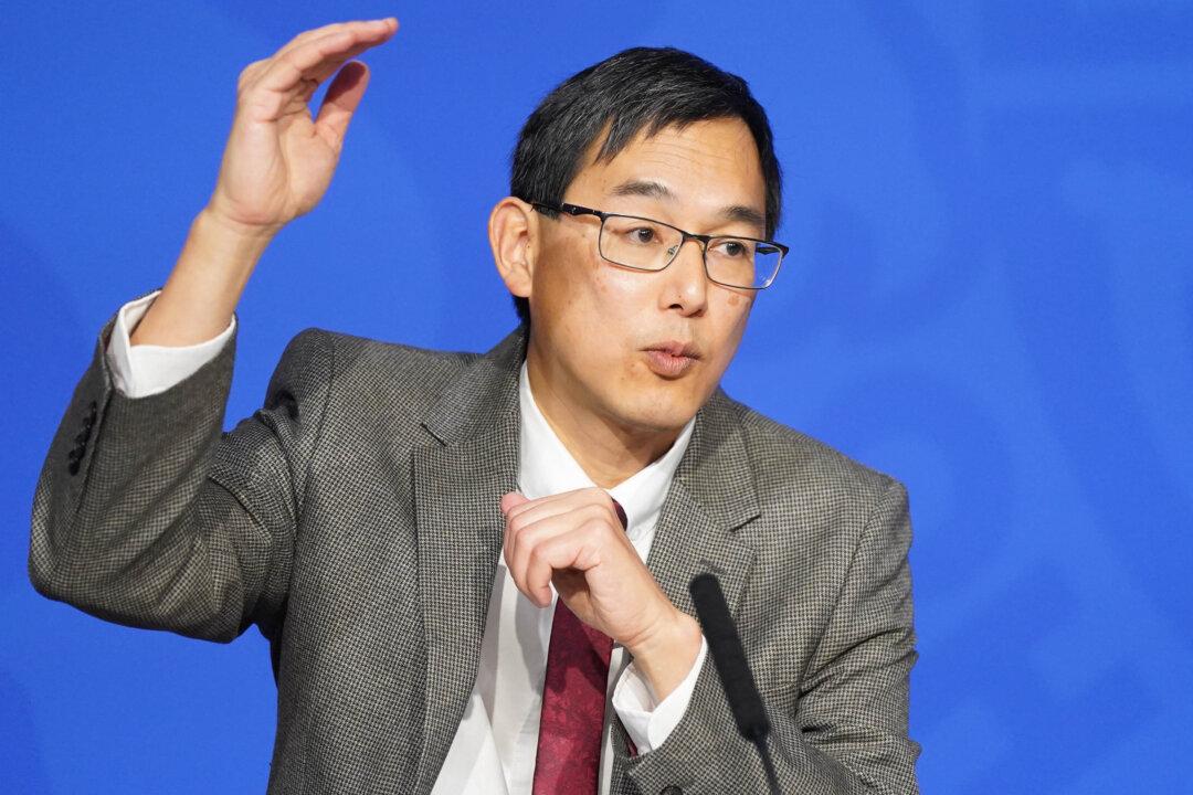 UK Government Advised Against 4th CCP Virus Vaccine Dose